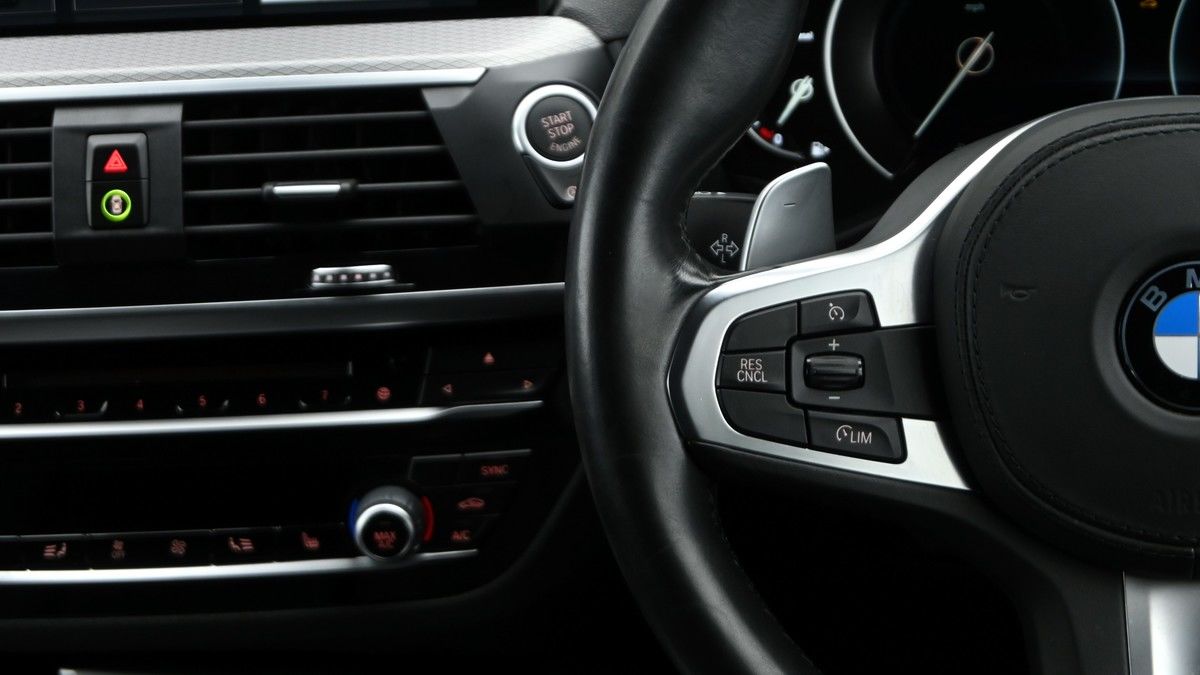 BMW X3 Image 30