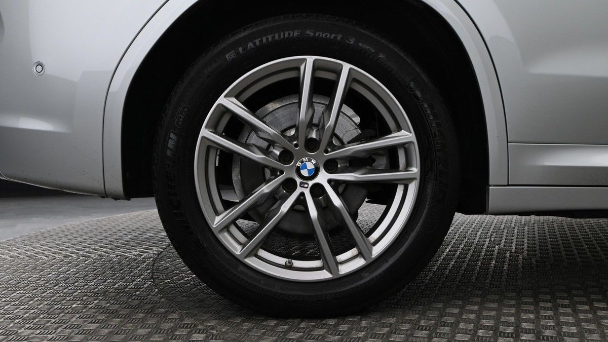 BMW X3 Image 18