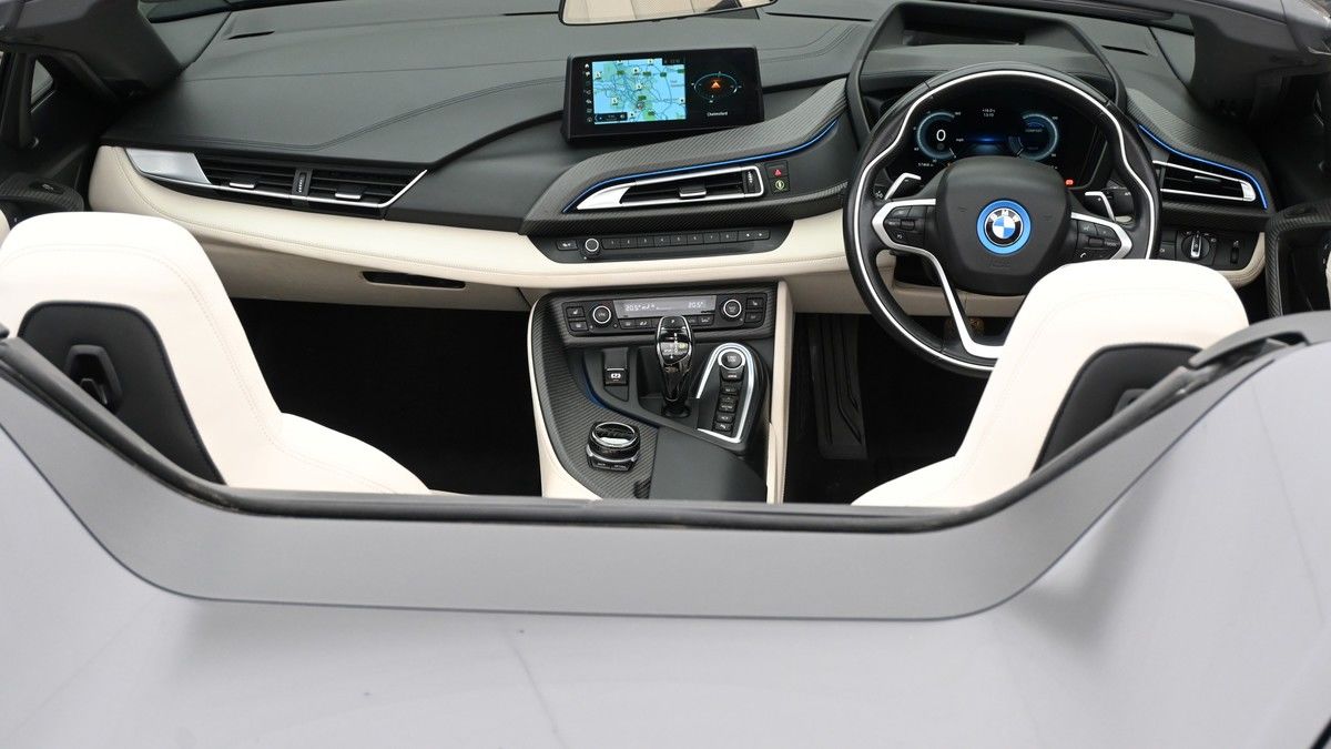 BMW i8 Image 2