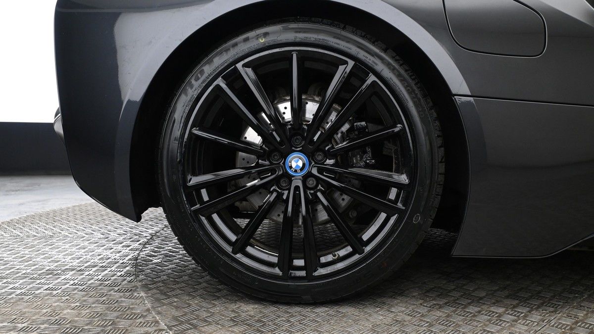 BMW i8 Image 9
