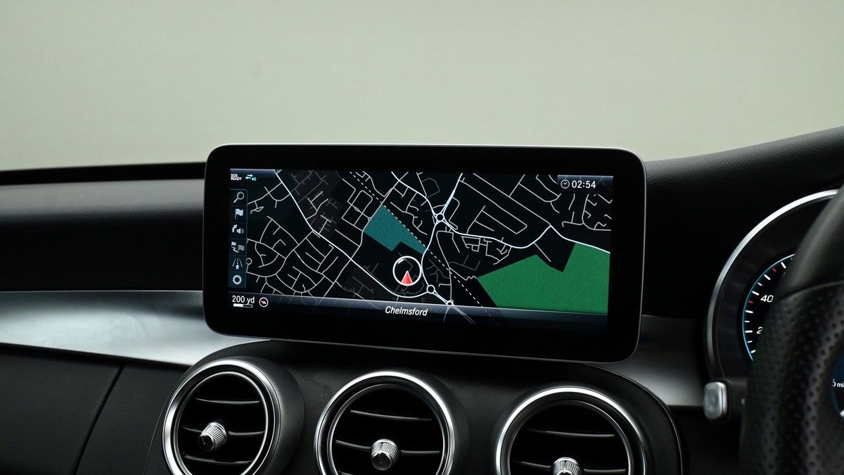 Mercedes-Benz C Class Image 20