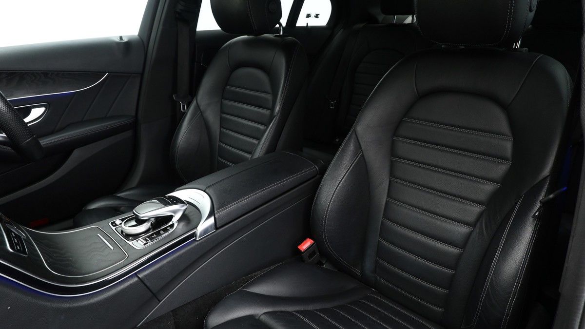 Mercedes-Benz C Class Image 6