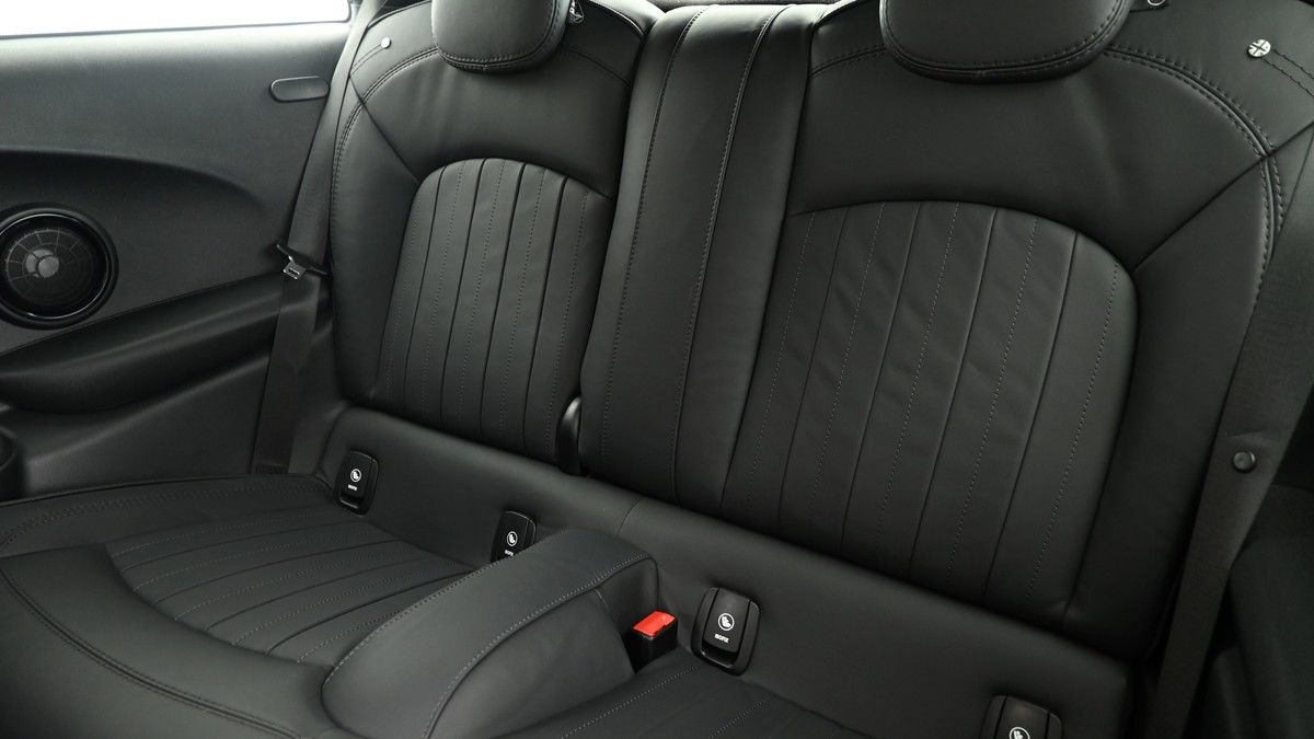 MINI Hatch Image 5