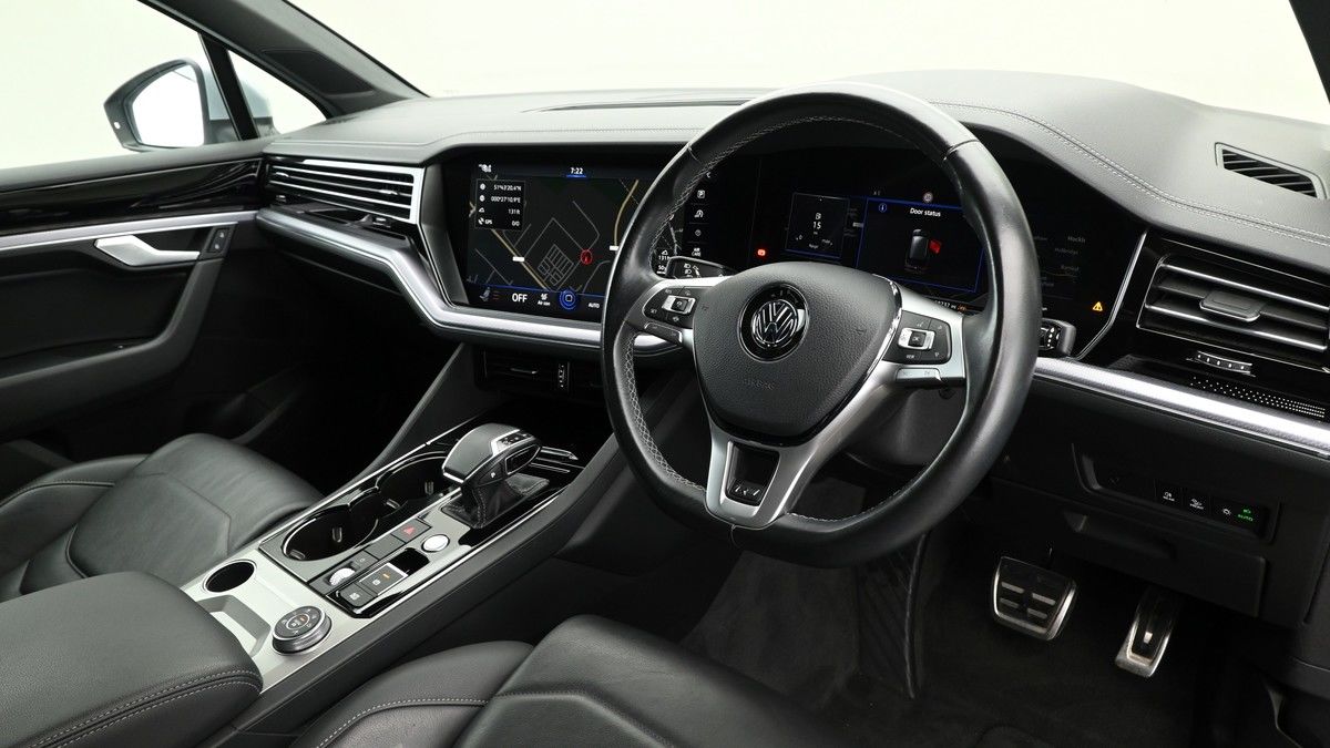 Volkswagen Touareg Image 3