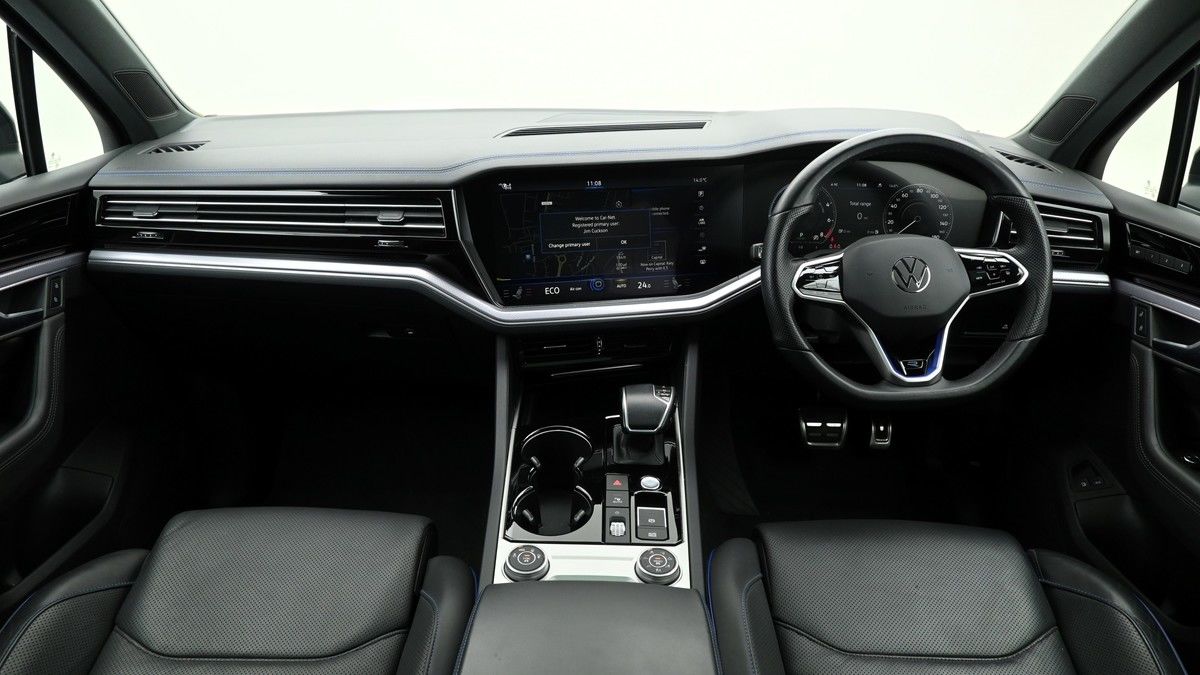 Volkswagen Touareg Image 14
