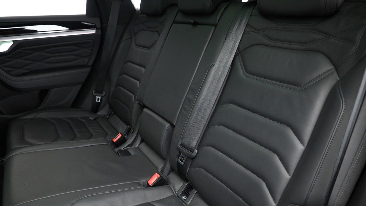 Volkswagen Touareg Image 5