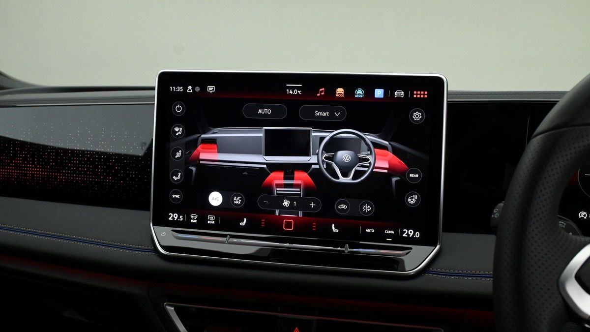 Volkswagen Tiguan Image 11