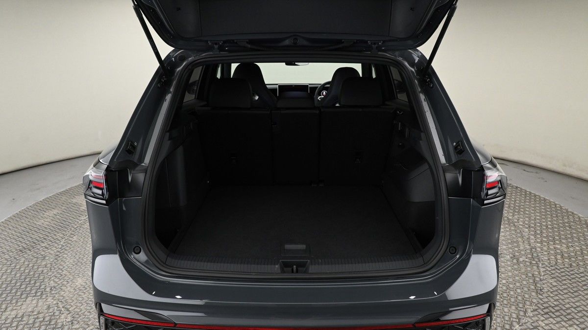 Volkswagen Tiguan Image 9