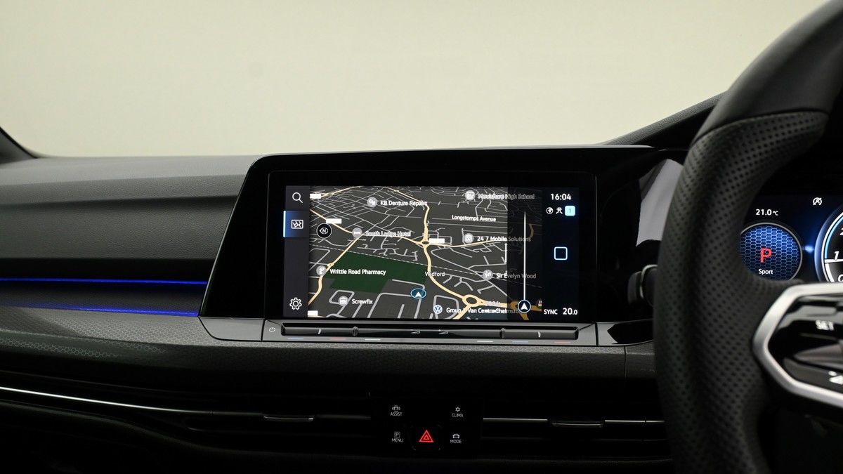 Volkswagen Golf Image 10