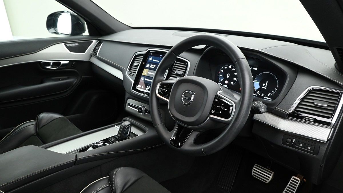 Volvo XC90 Image 3