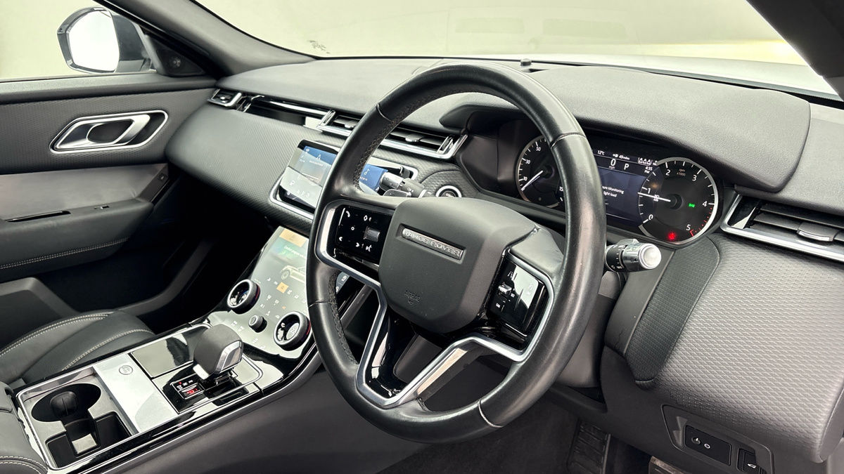 Land Rover Range Rover Velar Image 5