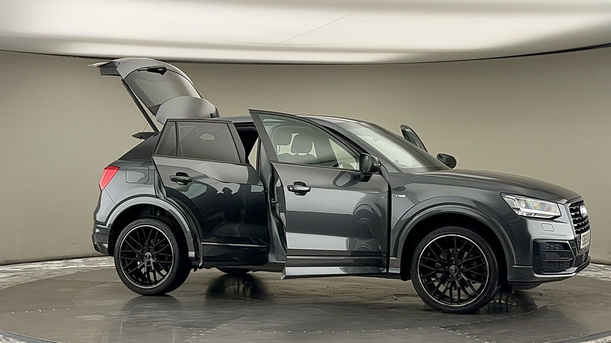 More views of Audi Q2