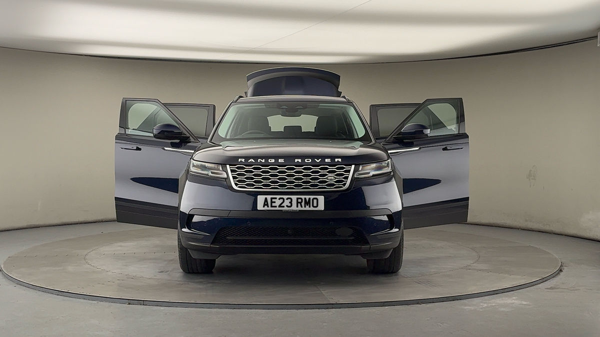More views of Land Rover Range Rover Velar