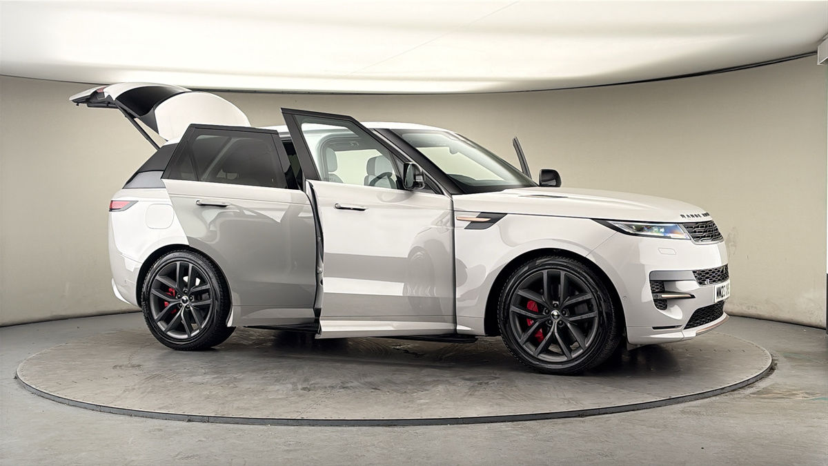 More views of Land Rover Range Rover Sport