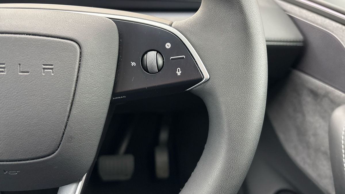 Tesla Model Y Image 14