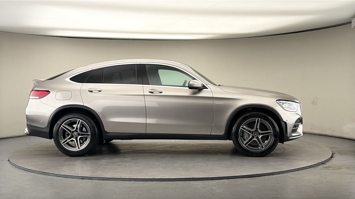 More views of Mercedes-Benz GLC
