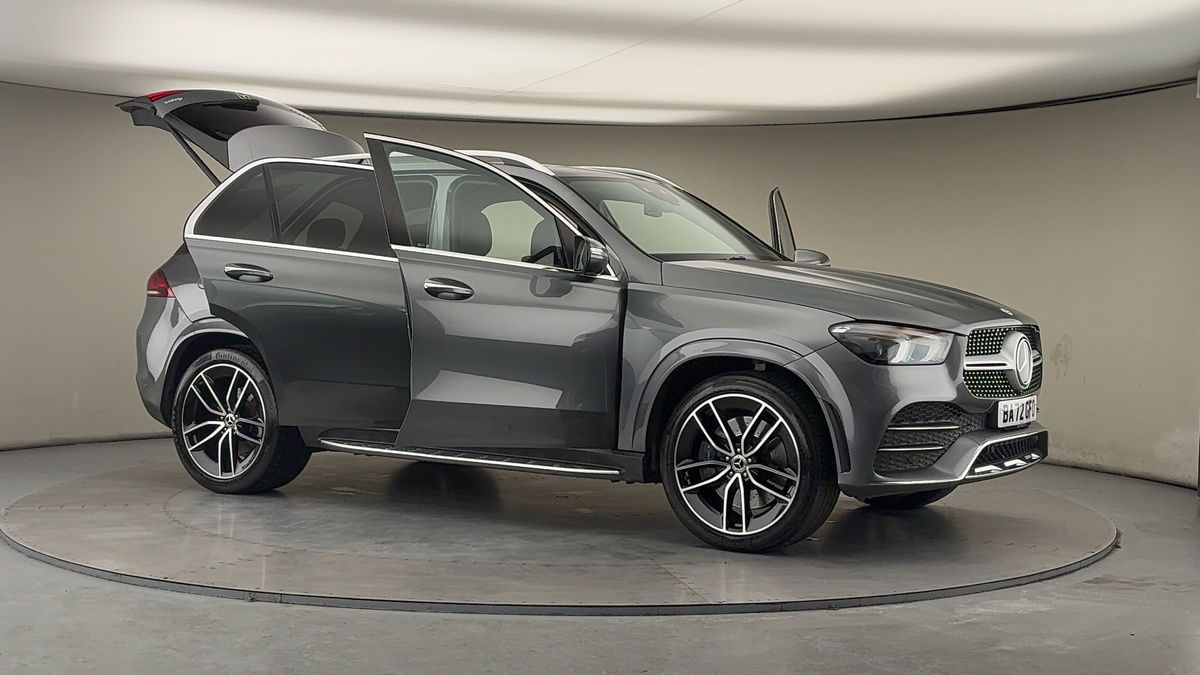 More views of Mercedes-Benz GLE