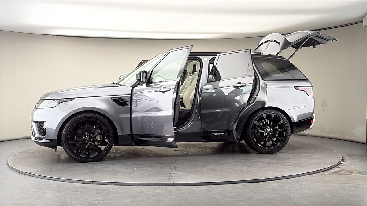 More views of Land Rover Range Rover Sport