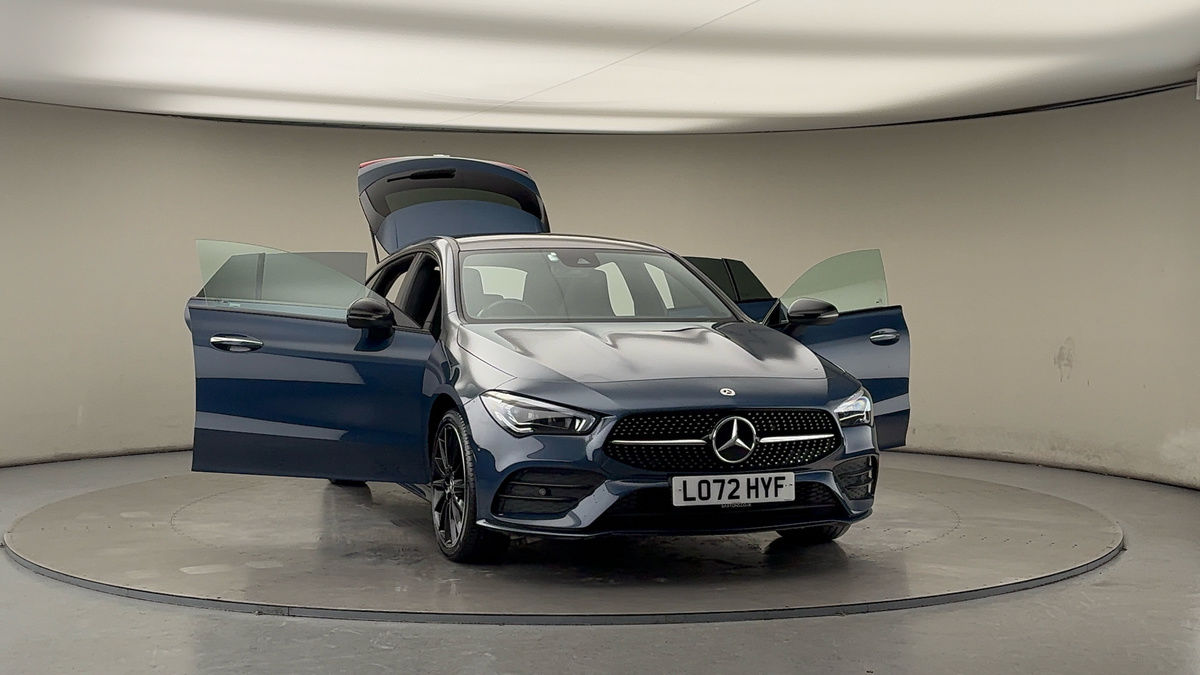 More views of Mercedes-Benz CLA