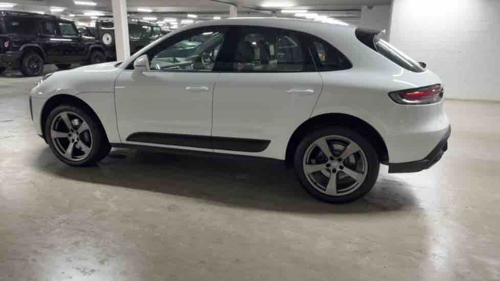 More views of Porsche Macan