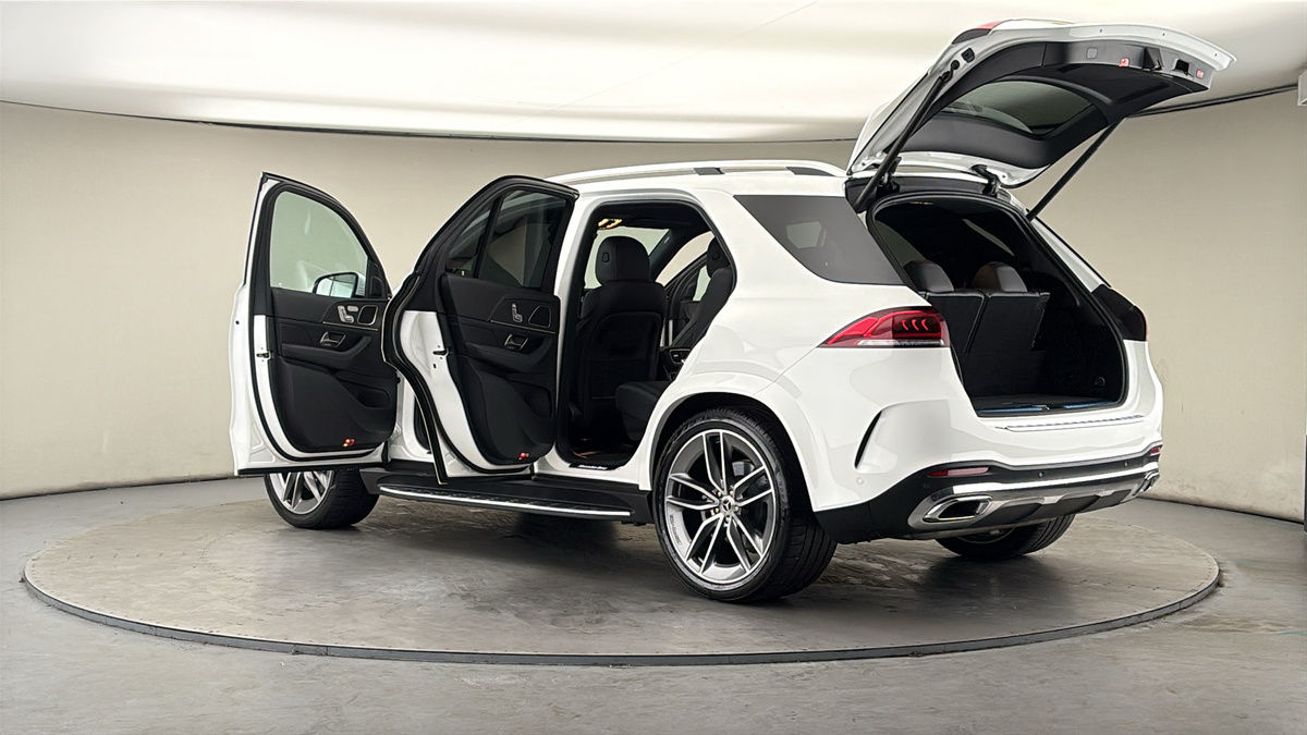 More views of Mercedes-Benz GLE