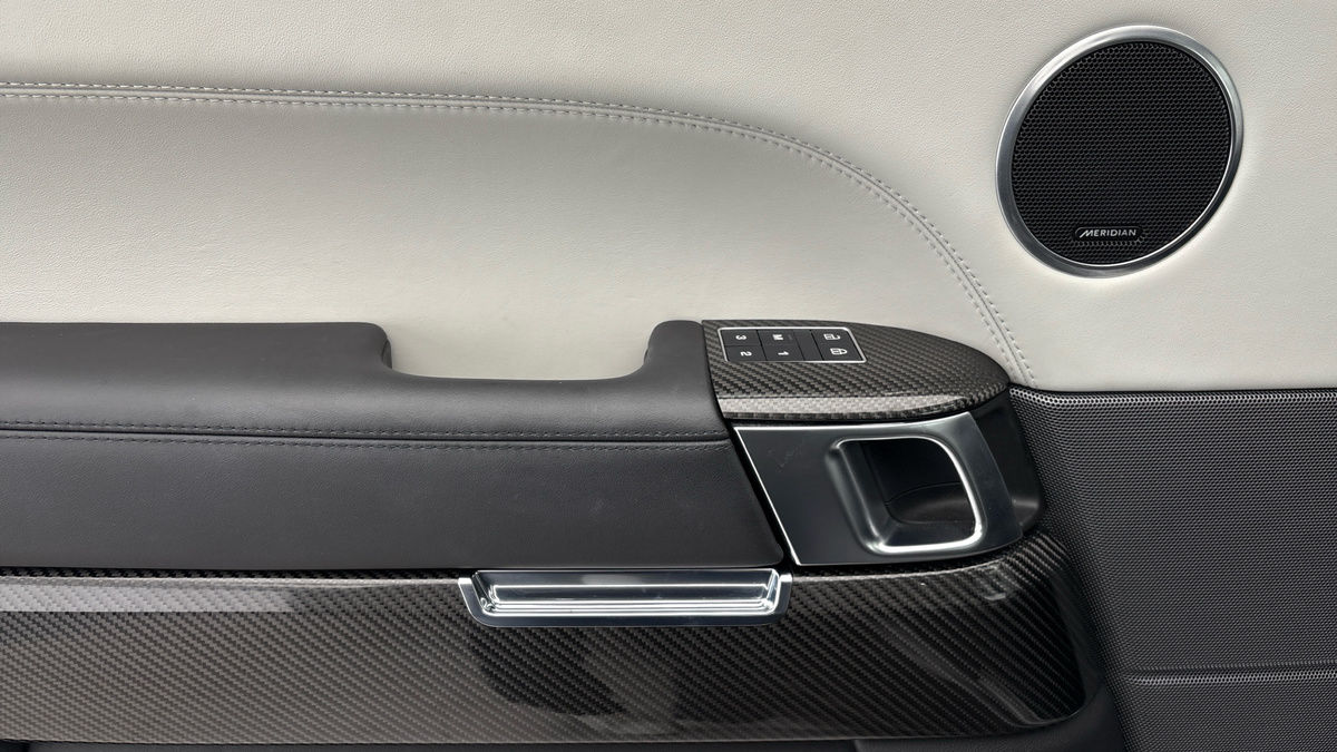 Land Rover Range Rover Sport Image 19