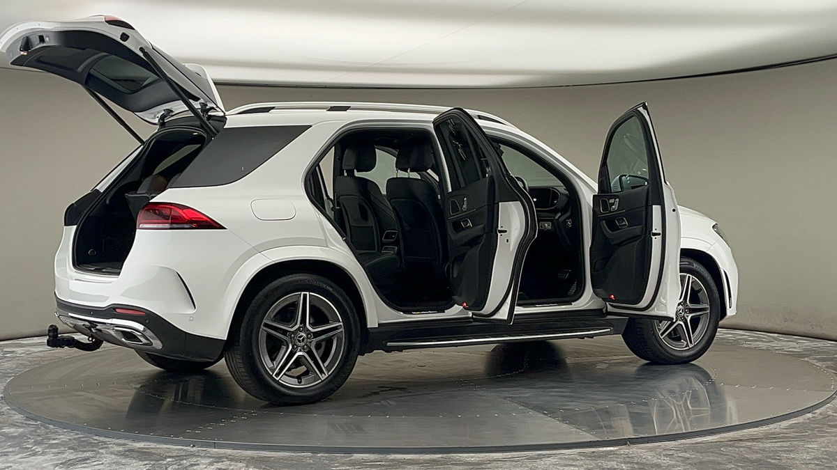 More views of Mercedes-Benz GLE
