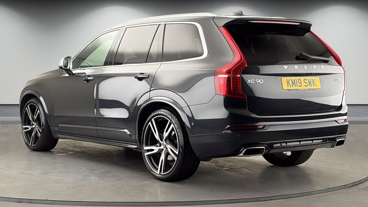 Volvo XC90 Image 2