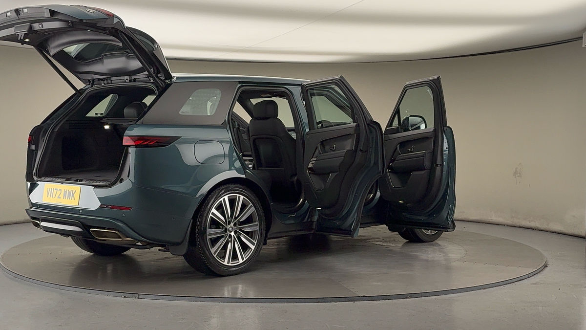 More views of Land Rover Range Rover Sport