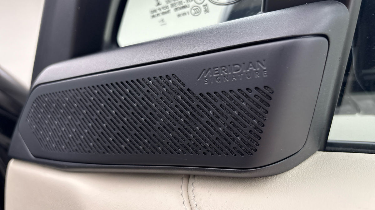 Land Rover Range Rover Image 25