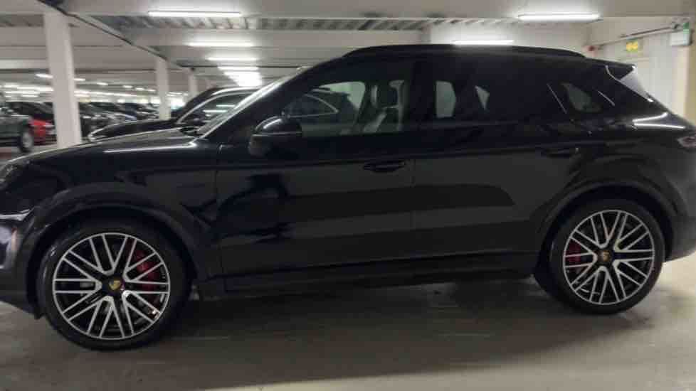 More views of Porsche Cayenne