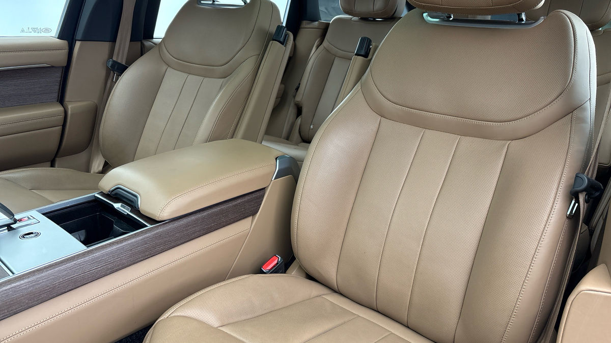 Land Rover Range Rover Image 7