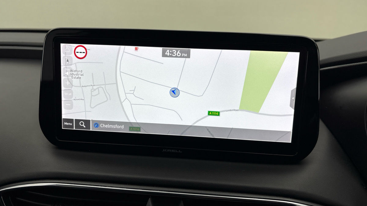 Hyundai Santa Fe Image 17