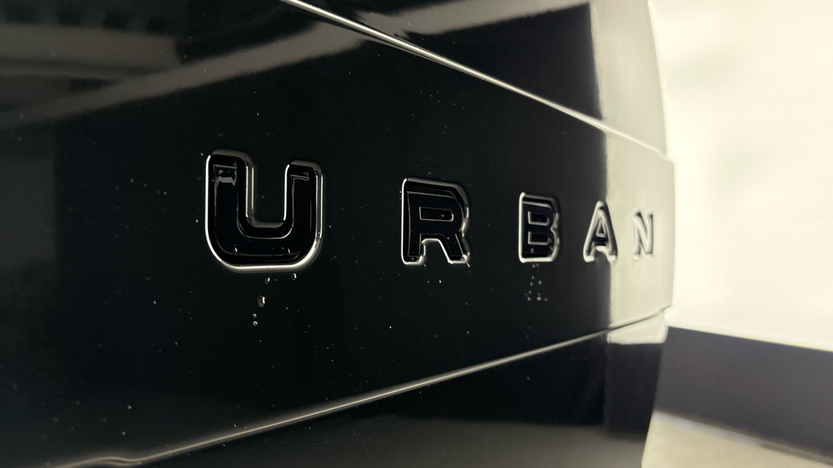 Land Rover Defender 110 Urban Image 30