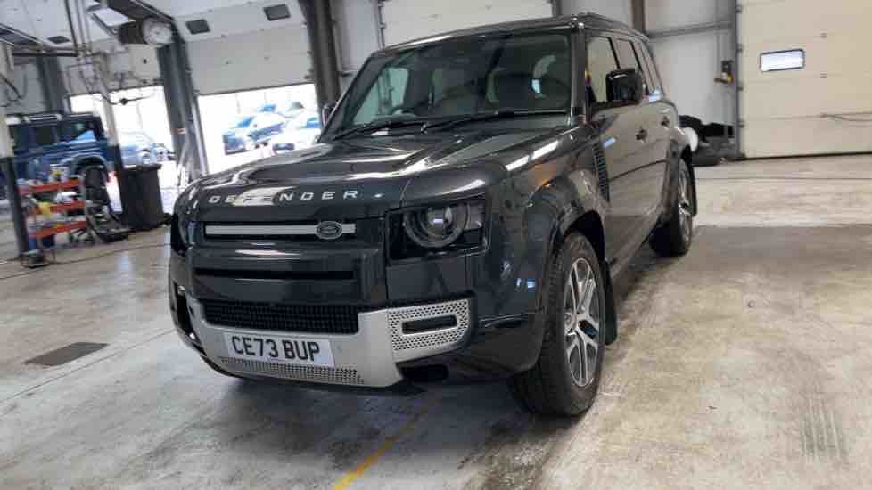 More views of Land Rover Defender 110