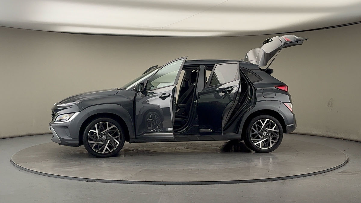 More views of Hyundai KONA