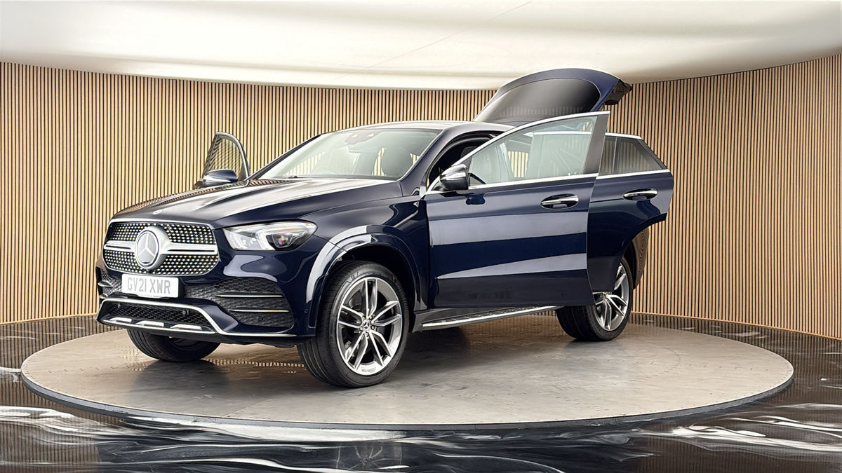 More views of Mercedes-Benz GLE