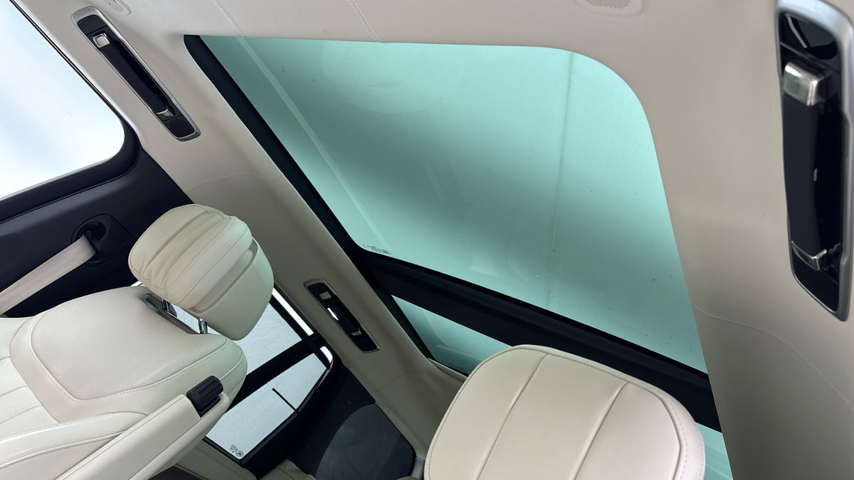 Land Rover Range Rover Image 6