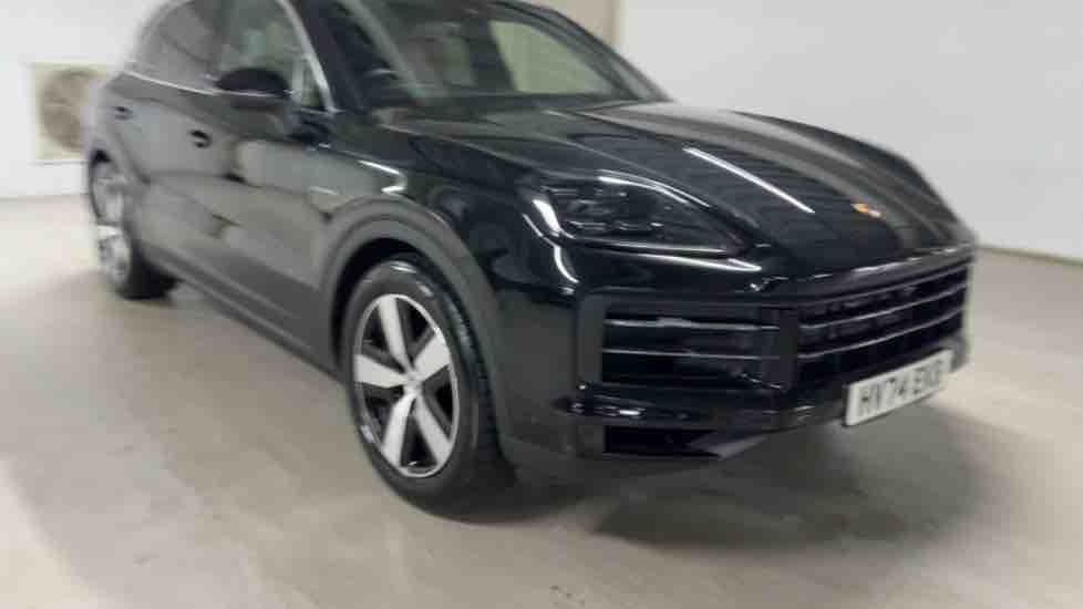 More views of Porsche Cayenne