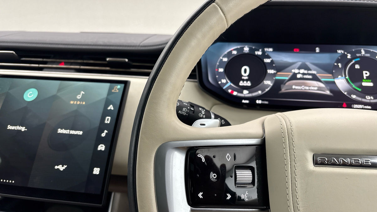 Land Rover Range Rover Image 13