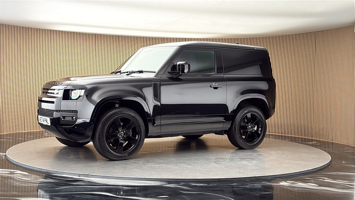More views of Land Rover Defender 90