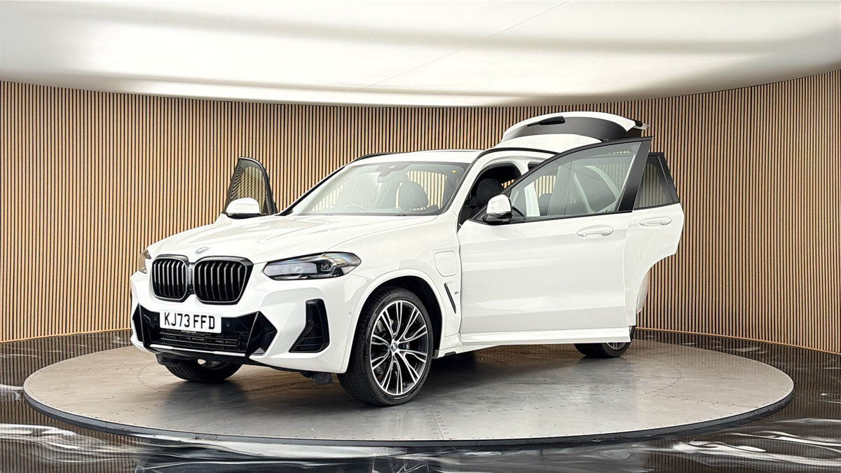 More views of BMW X3