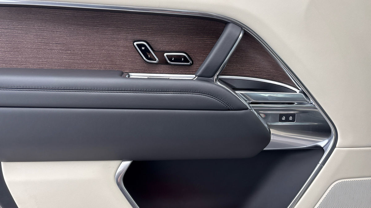 Land Rover Range Rover Image 19