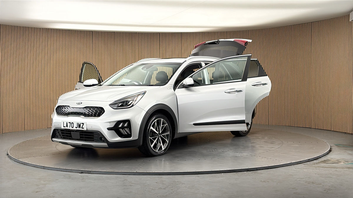 More views of Kia Niro