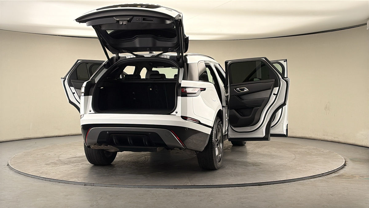 More views of Land Rover Range Rover Velar