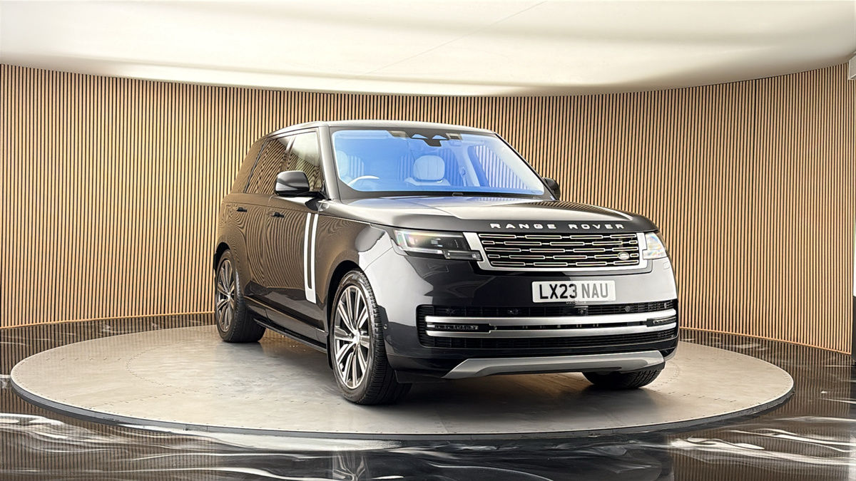 More views of Land Rover Range Rover