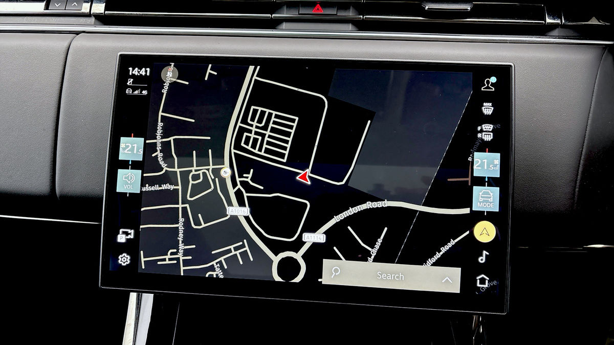 Land Rover Range Rover Sport Image 17