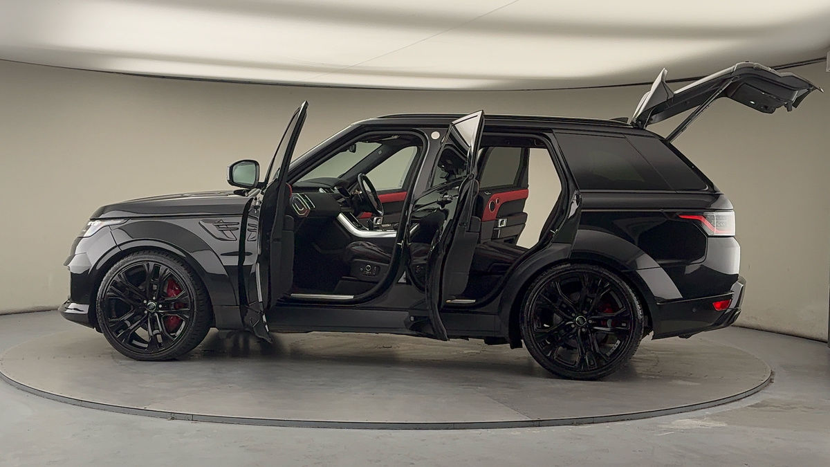 More views of Land Rover Range Rover Sport