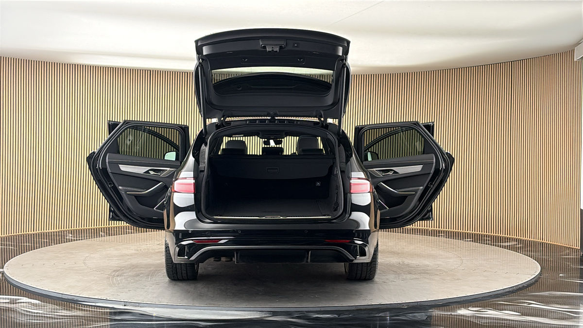 More views of Jaguar XF
