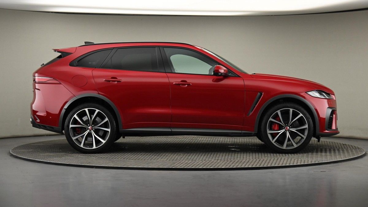 Jaguar F-PACE Image 27